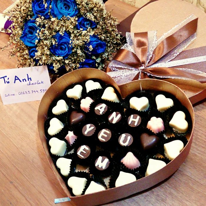 Không gian ấm cúng và những tác phẩm socola handmade đầy sáng tạo tại Tú Anh Chocolate
