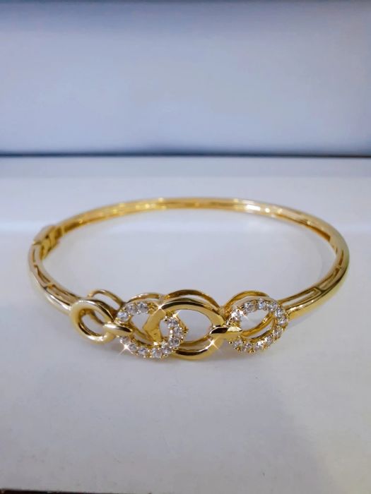 Bộ sưu tập trang sức cao cấp tại PNJ Quảng Ngãi