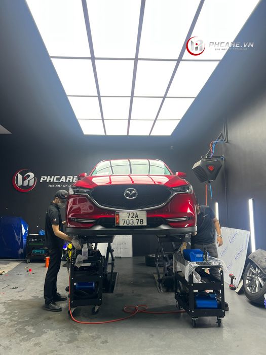 Hình ảnh 1: Không gian chăm sóc xe tiêu chuẩn tại Phcare.vn