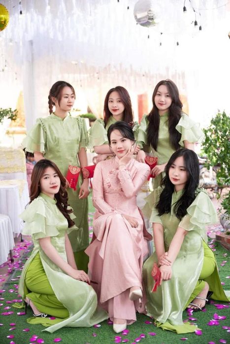 BST áo cưới thanh lịch tại My My