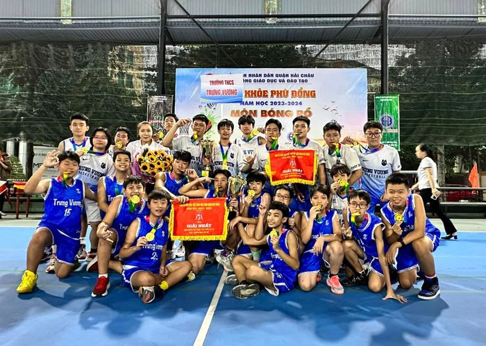 Khoảnh khắc đáng nhớ tại THCS Trưng Vương (Ảnh 1)
