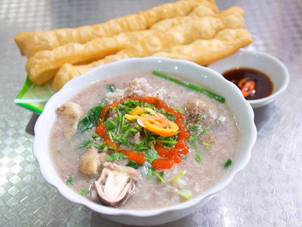 Hình ảnh tô cháo mực thơm ngon tại Cháo Mực Lâm Văn Bền