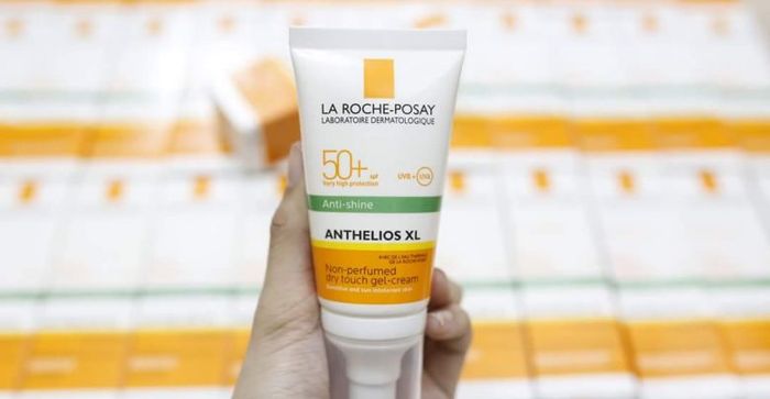 Kem chống nắng La Roche-Posay cho da nhạy cảm hình ảnh 1