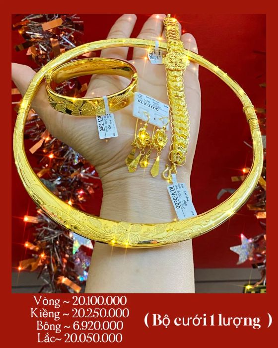 Không gian trưng bày ấn tượng tại Tiệm Vàng Đặng Khá 4