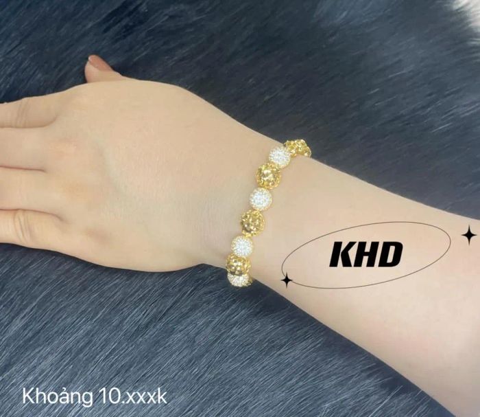 Bộ sưu tập vàng cao cấp đa dạng phong cách