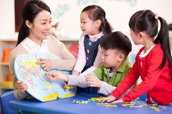 Hình ảnh minh họa ý nghĩa về tình thầy trò - Nguồn từ thư viện giáo dục