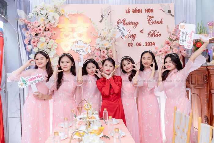 Những thiết kế ấn tượng từ Hanah Bridal