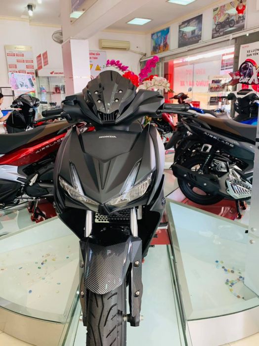 Hình ảnh không gian trưng bày tại Honda Hòa Hưng