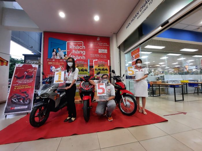 Không gian trưng bày hiện đại tại Honda Gia Hòa