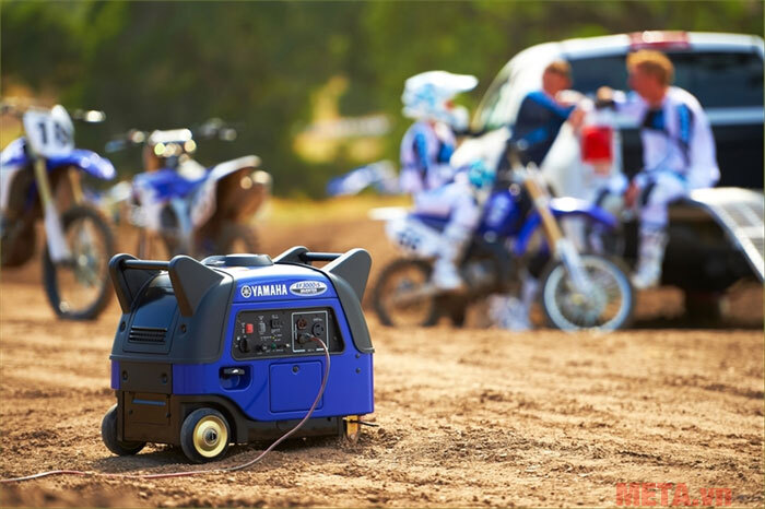 Máy phát điện chạy xăng YAMAHA EF3000ISE