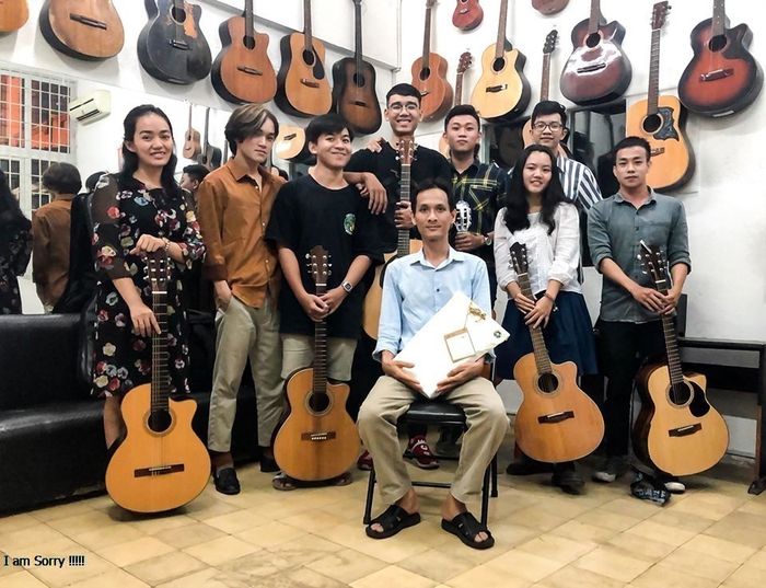Không gian đào tạo tại CLB Khuyến Nhạc - Guitar Bùi Ngọc Sơn