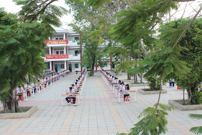 Hình ảnh ấn tượng về khuôn viên THPT An Dương Vương