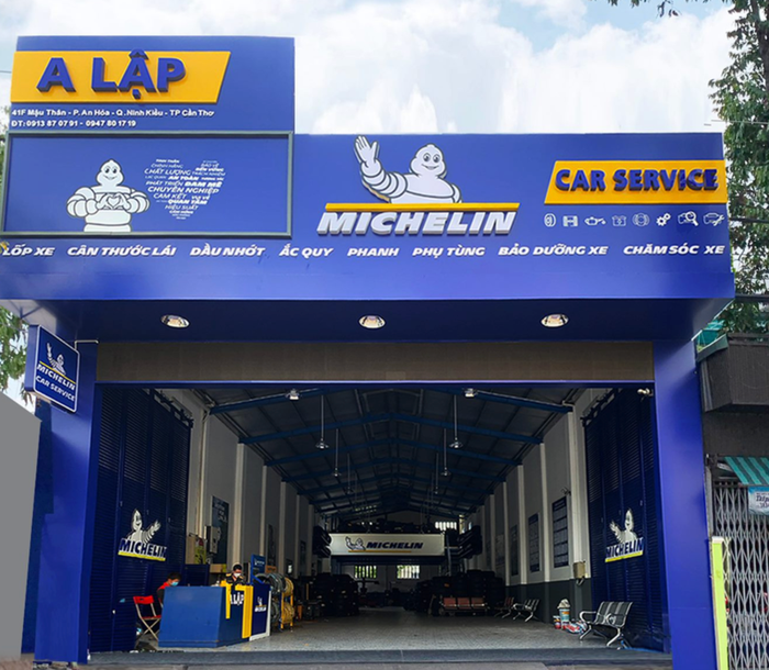 Hình ảnh không gian hiện đại tại Michelin Car Service A Lập