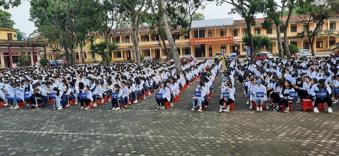 Góc nhìn đẹp về THPT Chu Văn An - không gian học tập hiện đại