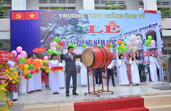 Ảnh 2 - Trường THPT Giồng Ông Tố: Hệ thống phòng học tiêu chuẩn với đầy đủ trang thiết bị hiện đại phục vụ công tác dạy và học