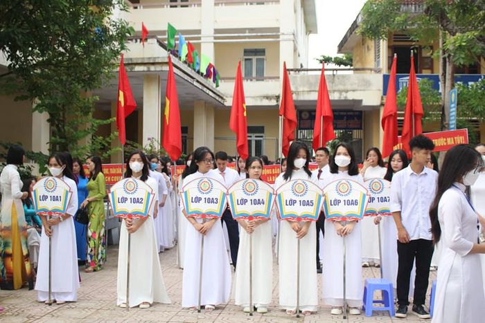 Hình ảnh đẹp về ngôi trường THPT Đông Sơn 1 - không gian học tập lý tưởng