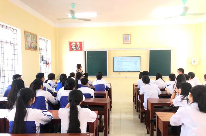 Hình ảnh ấn tượng về THPT Quảng Xương I - ngôi trường với bề dày thành tích