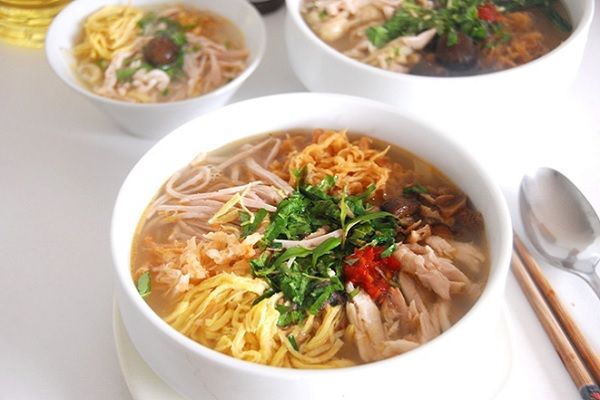 Bức ảnh minh họa tuyệt đẹp về tô bún thang Hà Nội truyền thống (Nguồn: Internet)