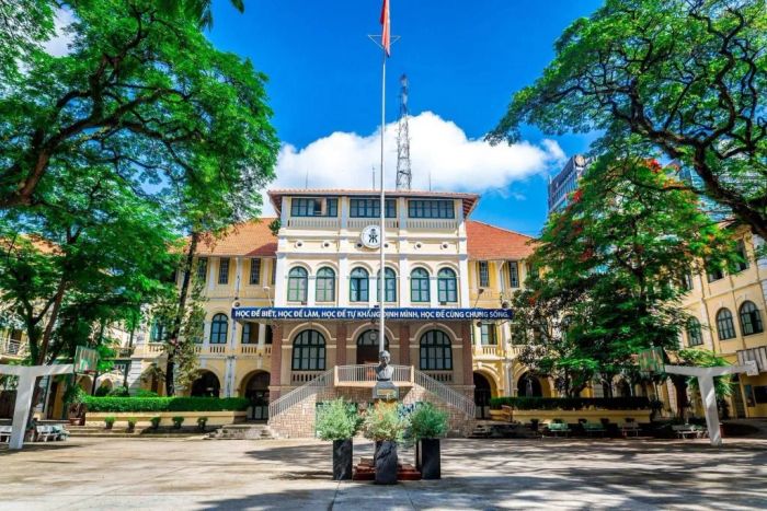 Hình ảnh Trường THPT chuyên Trần Đại Nghĩa 1