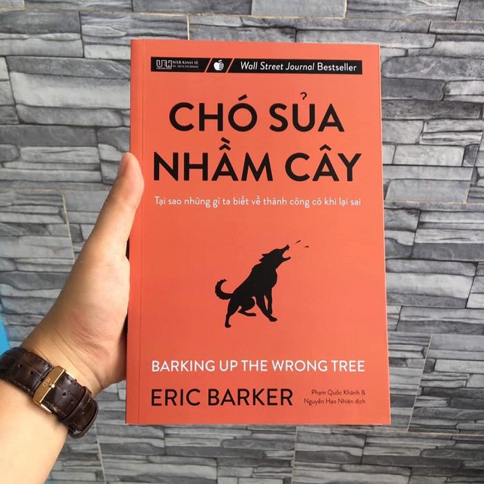 Ảnh bìa Chó Sủa Nhầm Cây - Tác phẩm đột phá về quan niệm thành công