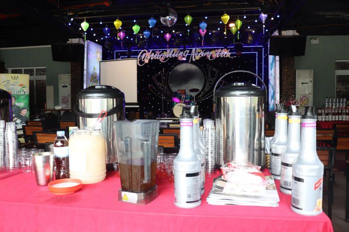 Góc làm việc chuyên nghiệp tại Nguyên Liệu Pha Chế Thủy Hương - Ảnh 3