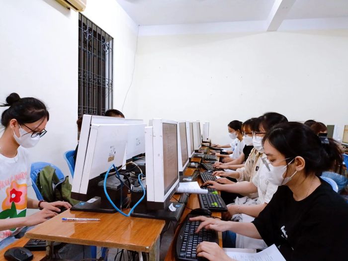 Hình ảnh không gian học tập tại Trung tâm Tin học Đại học Nha Trang