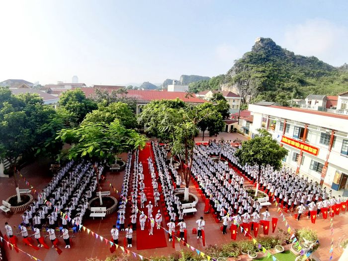 Ảnh 2: THCS Tam Thanh qua ống kính nghệ thuật - lưu giữ những khoảnh khắc đẹp về hoạt động dạy và học, những nụ cười tỏa sáng dưới mái trường đầy ắp yêu thương.