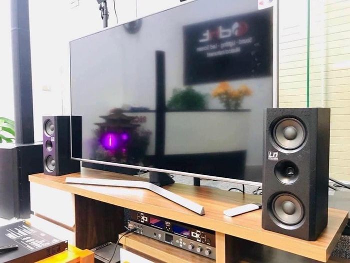 Không gian trải nghiệm sang trọng tại MC Luxury Audio (Ảnh 2)