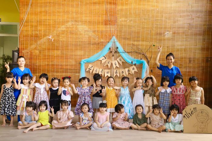 Hình ảnh 1 Trường Mầm non Doremon - Khuôn viên xanh mát với vườn rau sạch