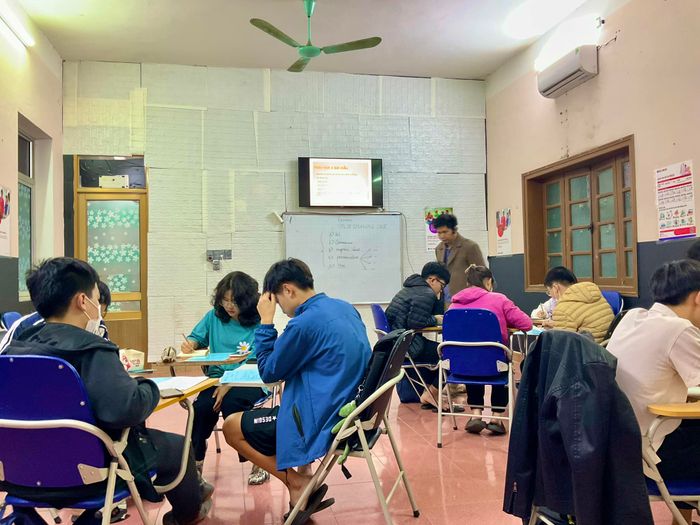 Hình ảnh lớp học tại Trung Tâm Ngoại Ngữ KIWI CENTER