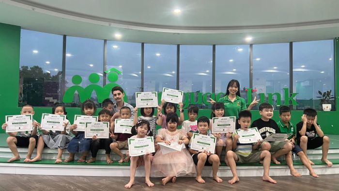 Hình ảnh thứ hai về Trung Tâm Anh Ngữ Language Link Phú Thọ - môi trường giáo dục đạt chuẩn quốc tế