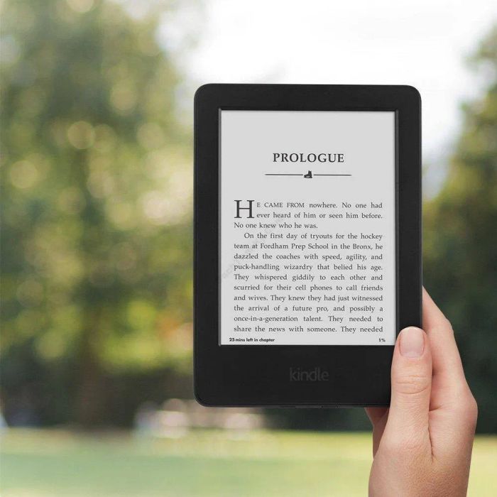 Không gian trưng bày ấn tượng tại Thái Hà Books