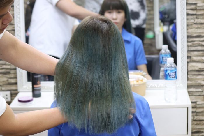 Không gian ấm cúng tại Nguyễn Cường Salon