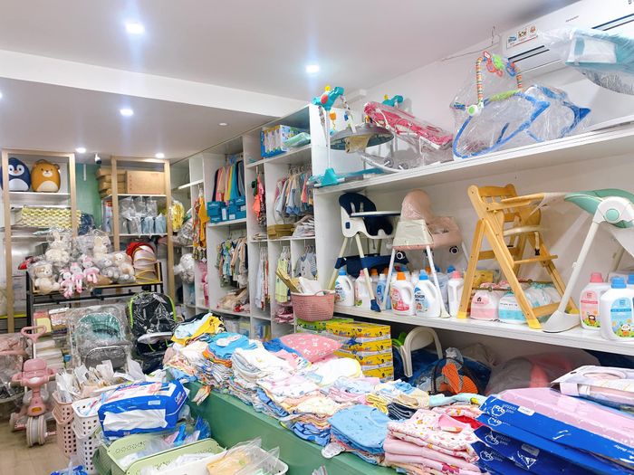 Khám phá thế giới đồ mẹ và bé đa dạng tại Rich Kids qua ảnh 1