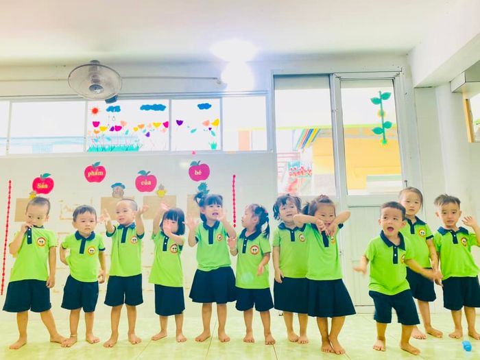 Khoảnh khắc sinh động tại Trường Mầm Non Hoa Sữa – Khơi nguồn sáng tạo (ảnh 2)
