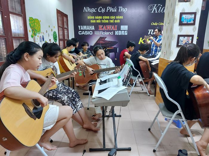 Hình ảnh lớp học tại Trung tâm Kids Music