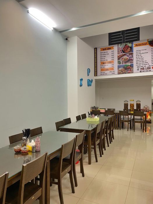 Ảnh 1: Tô bún chả cá thơm ngon với nước dùng trong vắt tại Mr.Loa