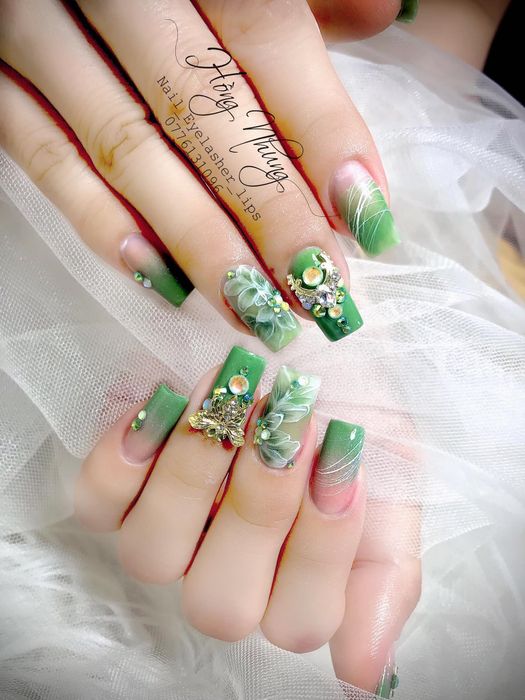 Không gian sang trọng và những tác phẩm nail nghệ thuật tại Hồng Nhung Nail