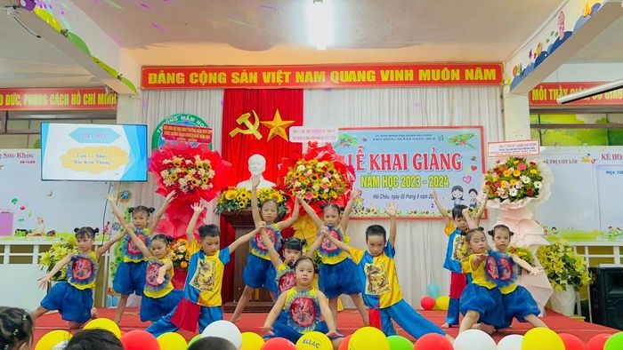 Những khoảnh khắc đáng yêu của bé tại Trường Mầm non 30/4