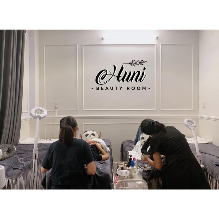 Hình ảnh không gian sang trọng tại Huni Beauty Room
