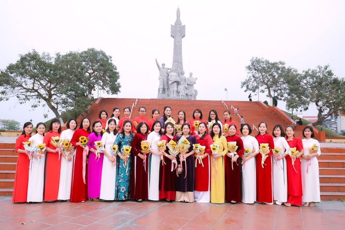 Hình ảnh Trường Mầm non Xuân Sơn - Khuôn viên xanh mát như công viên cổ tích