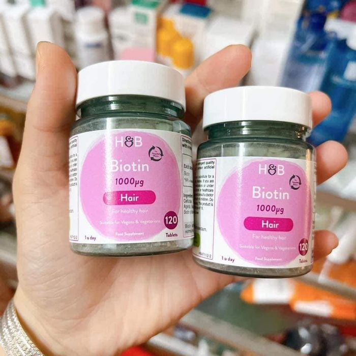 Viên uống hỗ trợ mọc tóc H & B (Holland & Barrett) Biotin 1000ug ảnh 1
