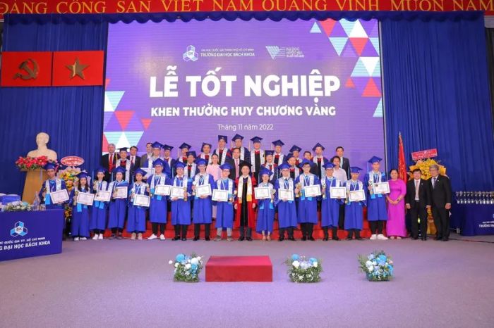 Đại học Bách Khoa - Đại học Quốc gia TP. HCM - Hình ảnh 3