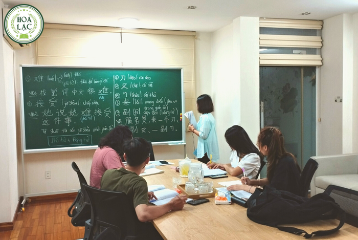 Không gian học tập hiện đại tại Trung Tâm Hoa Lạc