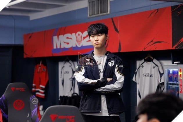 Cộng đồng LMHT phản ứng dữ dội trước hành động chế nhạo Chovy của Riot Games tại MSI 2025