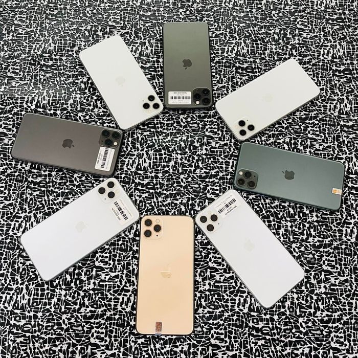 Không gian trải nghiệm sản phẩm tại Trường Duy Mobile