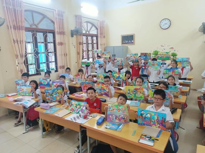 Hoạt động ngoại khóa sôi nổi của học sinh Nguyễn Công Trứ