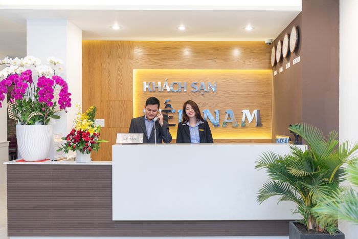 Hình ảnh khách sạn Yến Nam - không gian hiện đại và tiện nghi