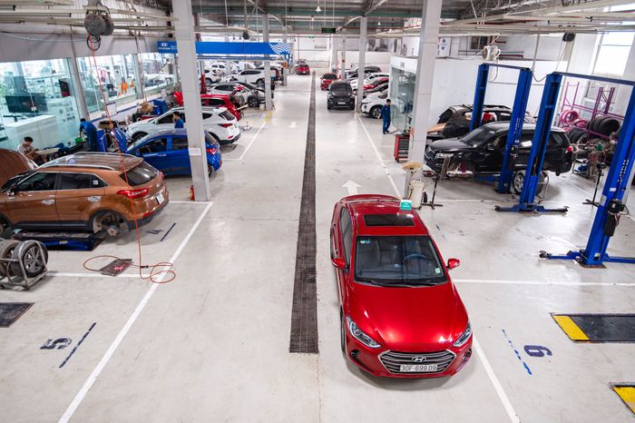 Hình ảnh không gian xưởng dịch vụ hiện đại tại Hyundai Phạm Văn Đồng