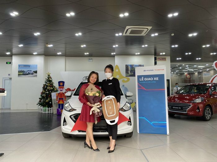 Không gian trưng bày sang trọng tại Hyundai Lê Văn Lương